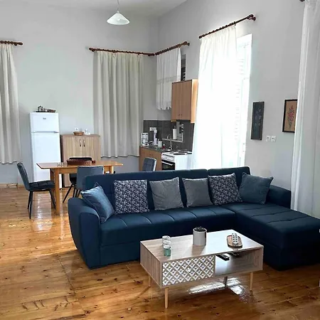Messenian Style House With Great Views Feriehus